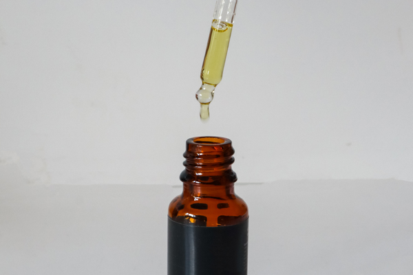 Dùng tinh dầu để diệt mối gỗ